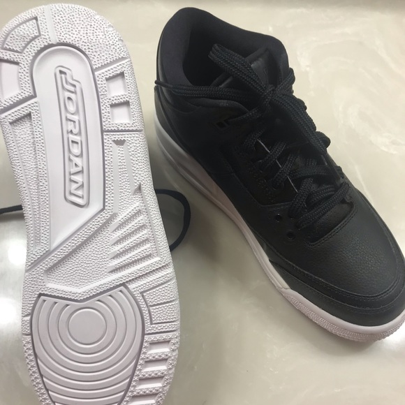 *sold* NEW Jordan 3 Retro - Picture 5 of 7